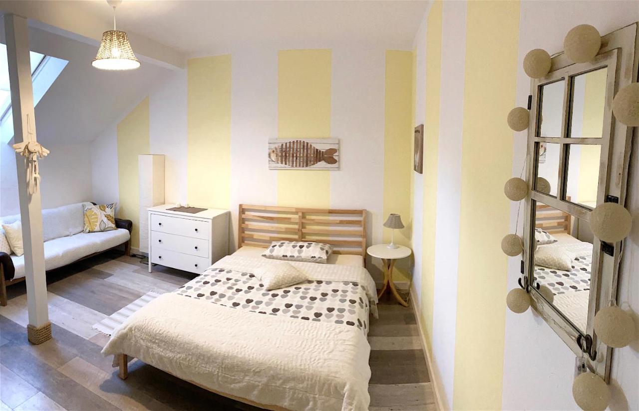 Szary Domek Apartamenty Ustka Ngoại thất bức ảnh