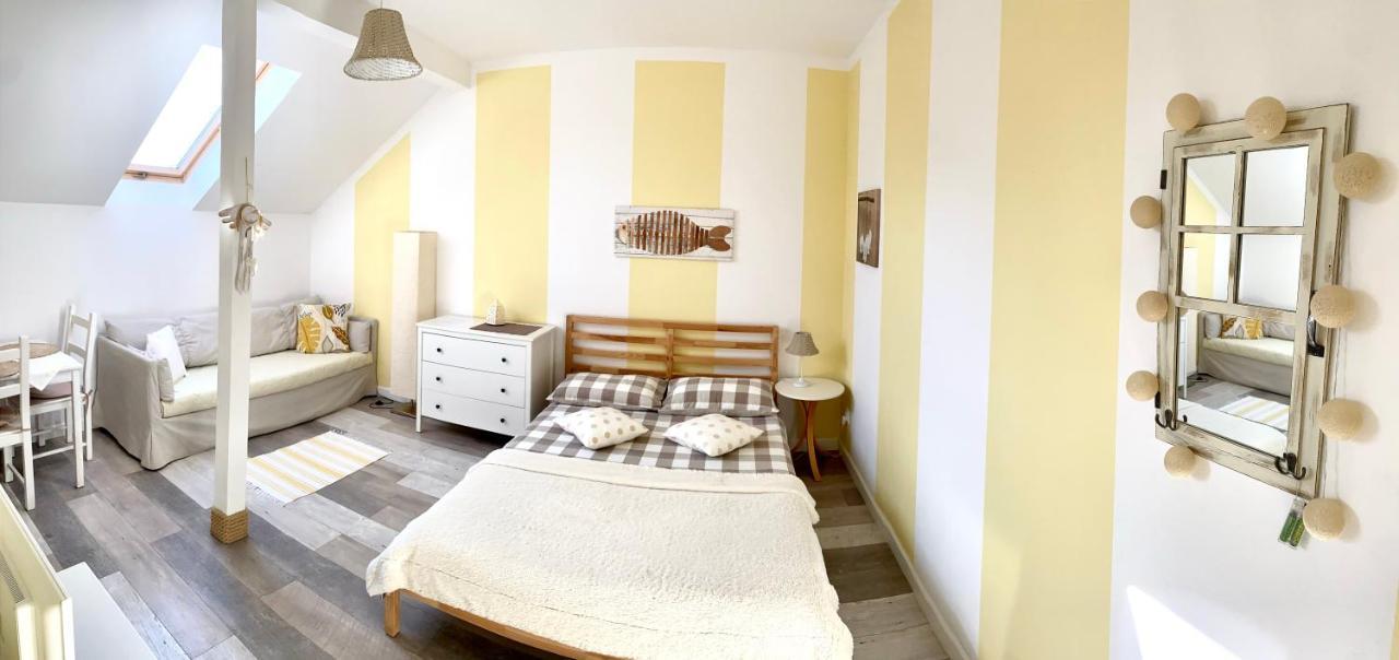 Szary Domek Apartamenty Ustka Ngoại thất bức ảnh