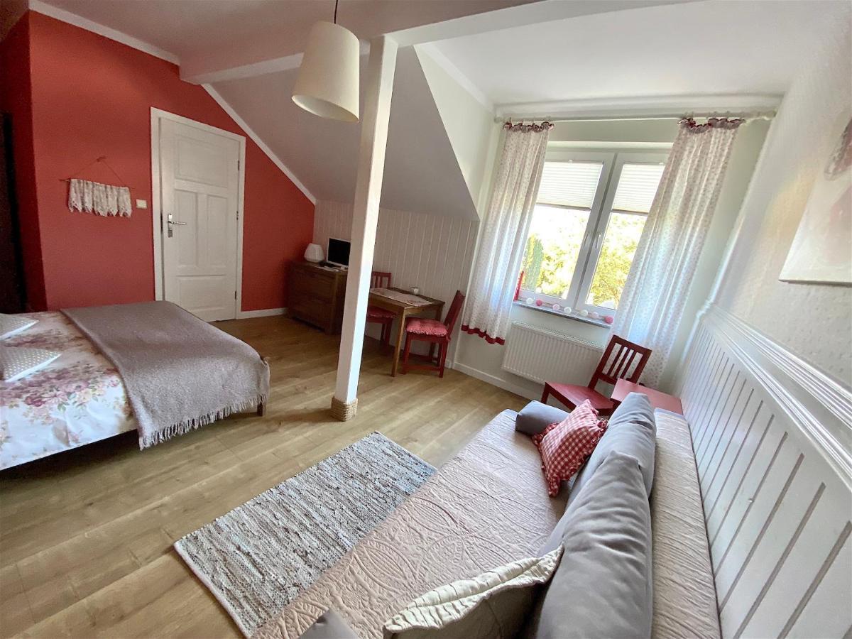 Szary Domek Apartamenty Ustka Ngoại thất bức ảnh