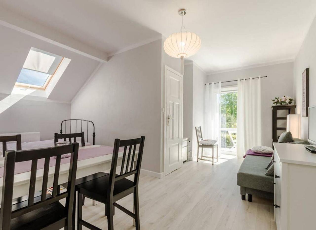 Szary Domek Apartamenty Ustka Ngoại thất bức ảnh