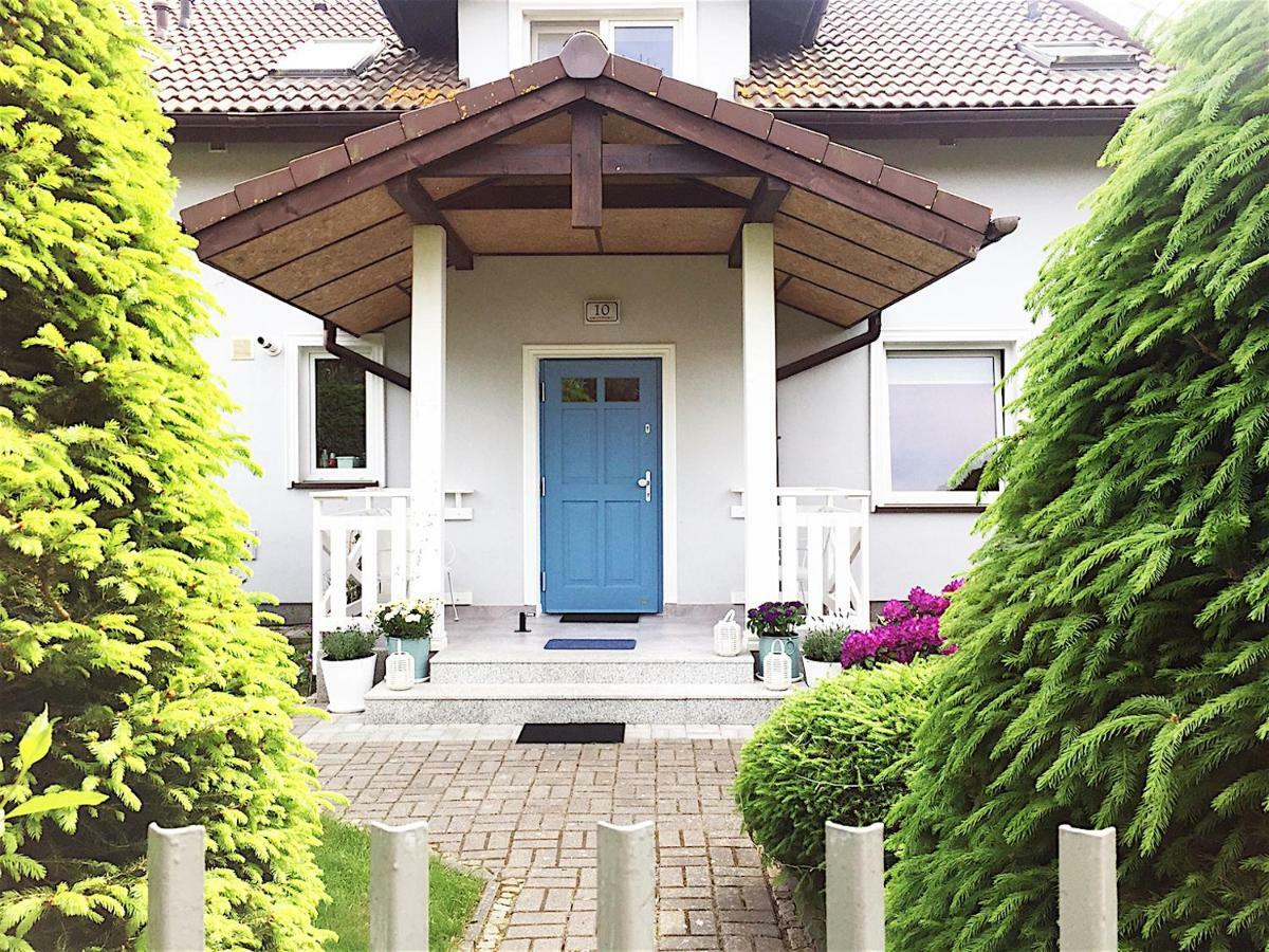 Szary Domek Apartamenty Ustka Ngoại thất bức ảnh
